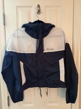 Columbia Navy and White Hooded Windbreaker Jacket